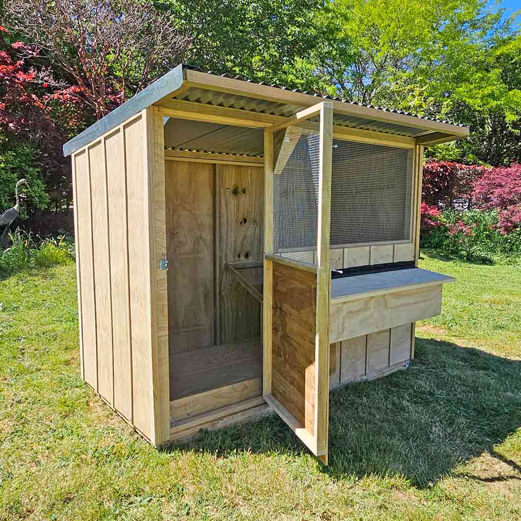 Appletons Batten Walk-In Hen House with person size entry door, welded mesh window, pophole and laying box