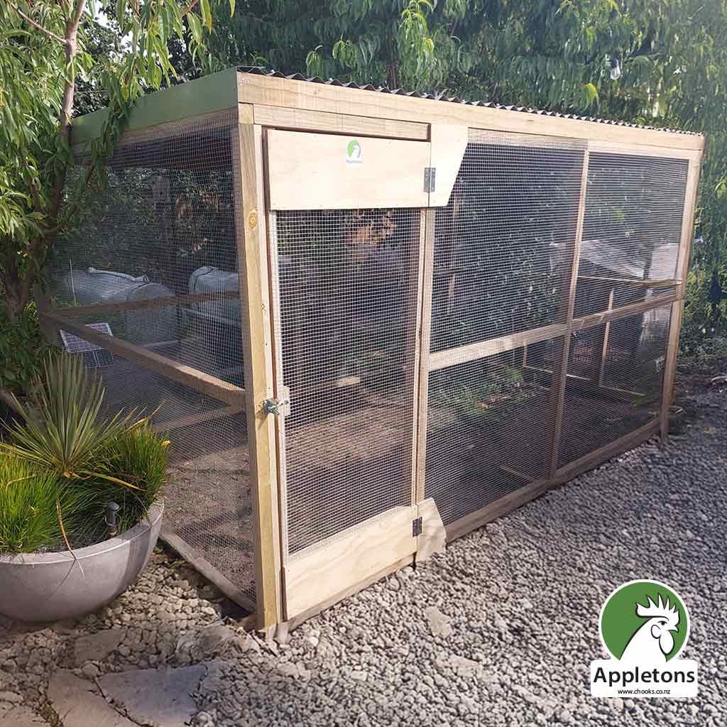 Appletons Enclosed Freestanding Walk- In Extended Poultry Run with optional corrugated iron roof