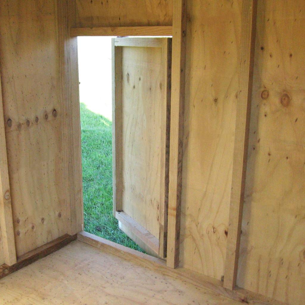 Double bolt person door detail in Appletons Farrowing Sty back panel