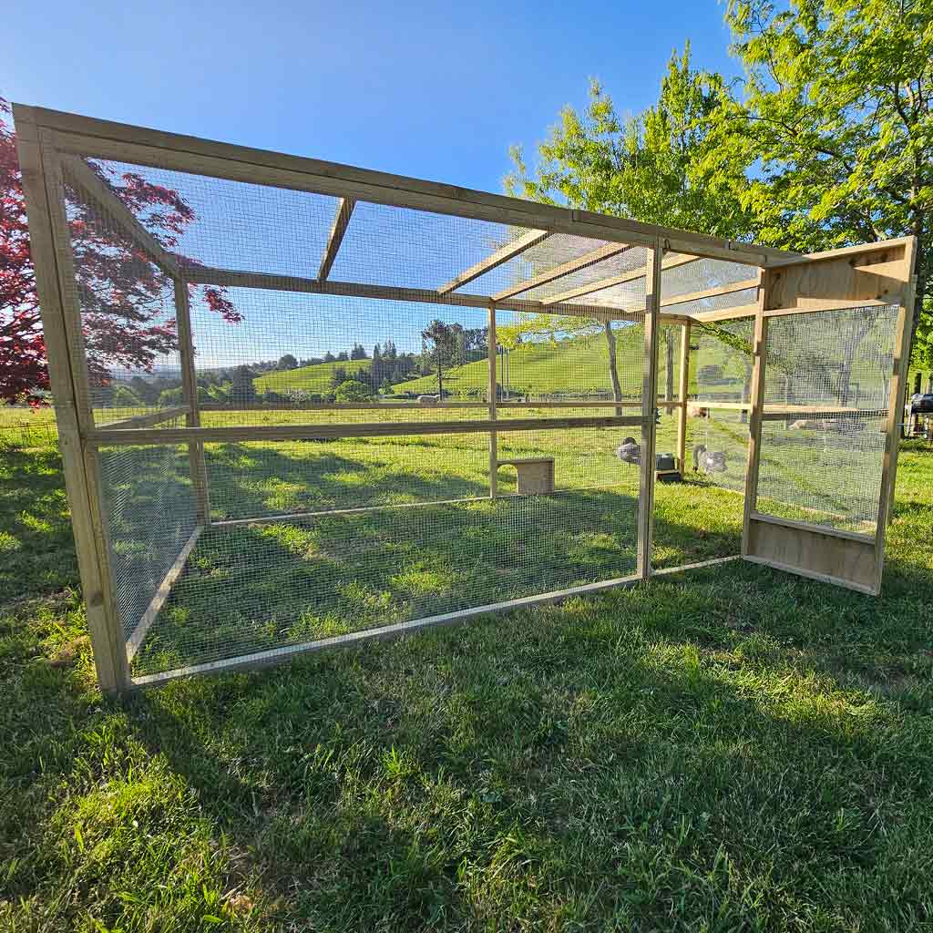 Sturdy standalone chicken enclosures, Appletons Timber Freestanding Extended Walk-In Poultry Run