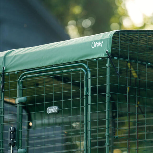 Walk-in run close-up detail of upper door and heavy duty cover