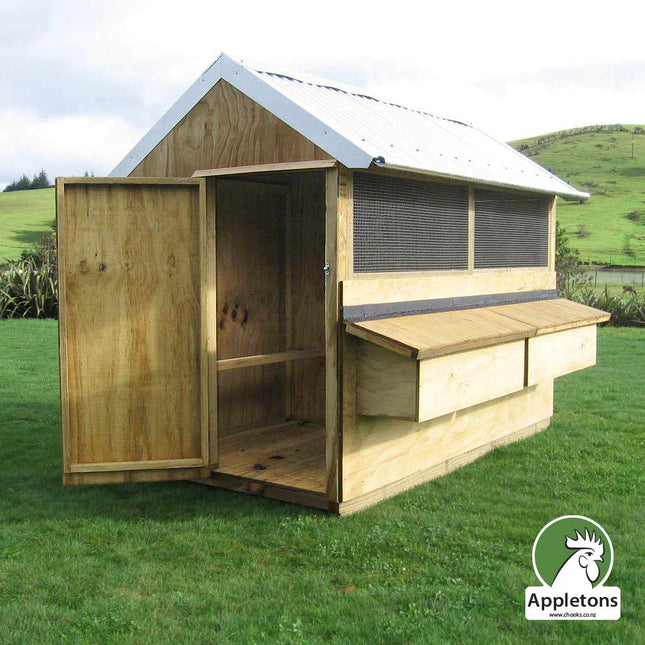 Duo Apex Hen House