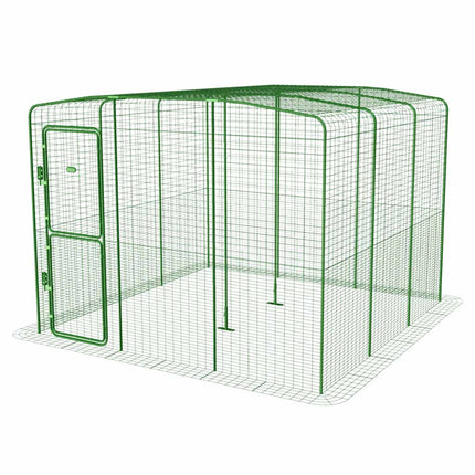 Omlet’s large outdoor catios allow cats to play safely in the fresh air! Customisable, secure, spacious. Quick and easy to install.