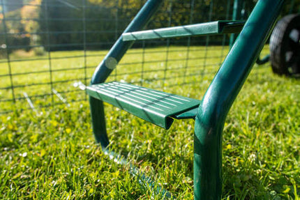 eglu ladder grip detail