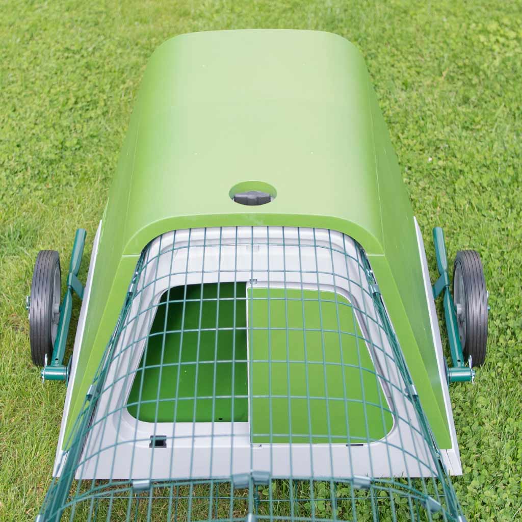 Eglu Go Wheels are compatible with both the Eglu Go Chicken Coop and Eglu Go Rabbit Hutch