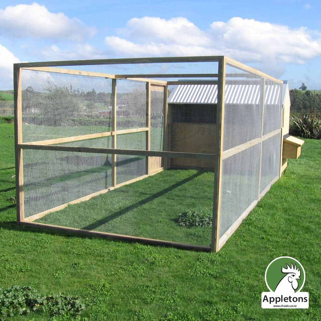Appletons extended walk-in chicken run with the fully enclosed option 