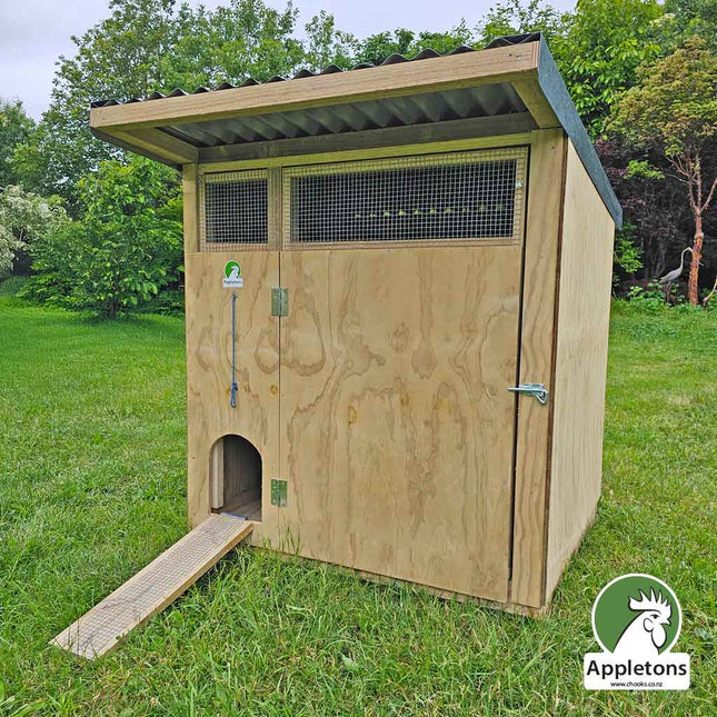 Ideal compact house for using for ducks, geese or poultry.