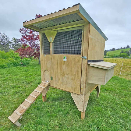Appletons Timber Raised Cubby is a secure well ventilated hen house with an easy egg collection box