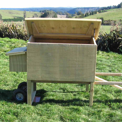Wheelbarrow Hen House roof lid open