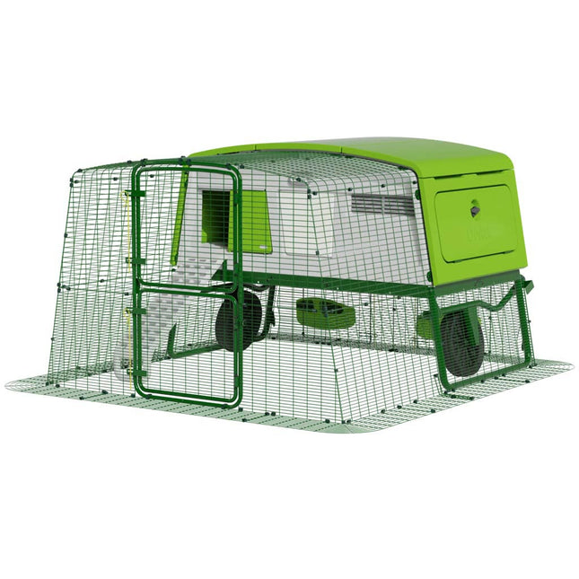 Omlet Eglu Pro complete package plus wheels and 2m run