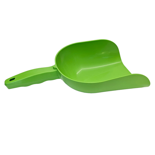 Flat bottomed plastic scoop with long handle