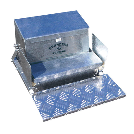The standard Automatic Chicken Feeder feeds 6 hens for 10 days.