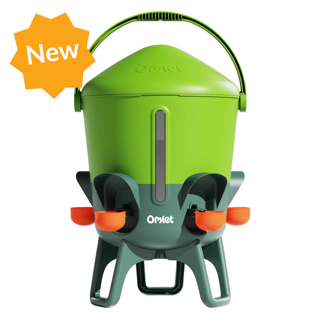 New Omlet insulated stay clean chicken waterer 11 litre