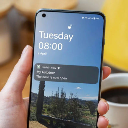 Smart Control Panel for Omlet Autodoor connects with Mobile Phone App