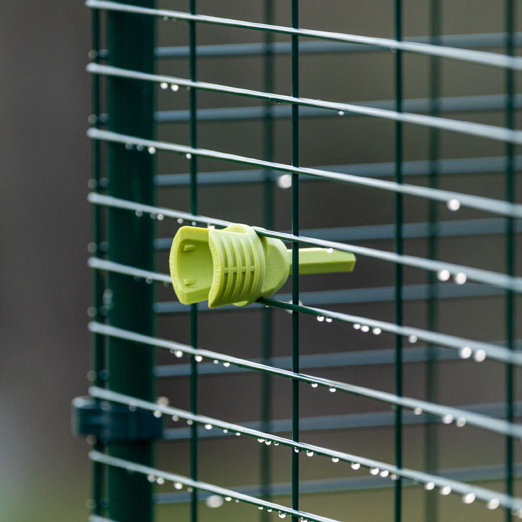 Omlet Screw Peg adaptor